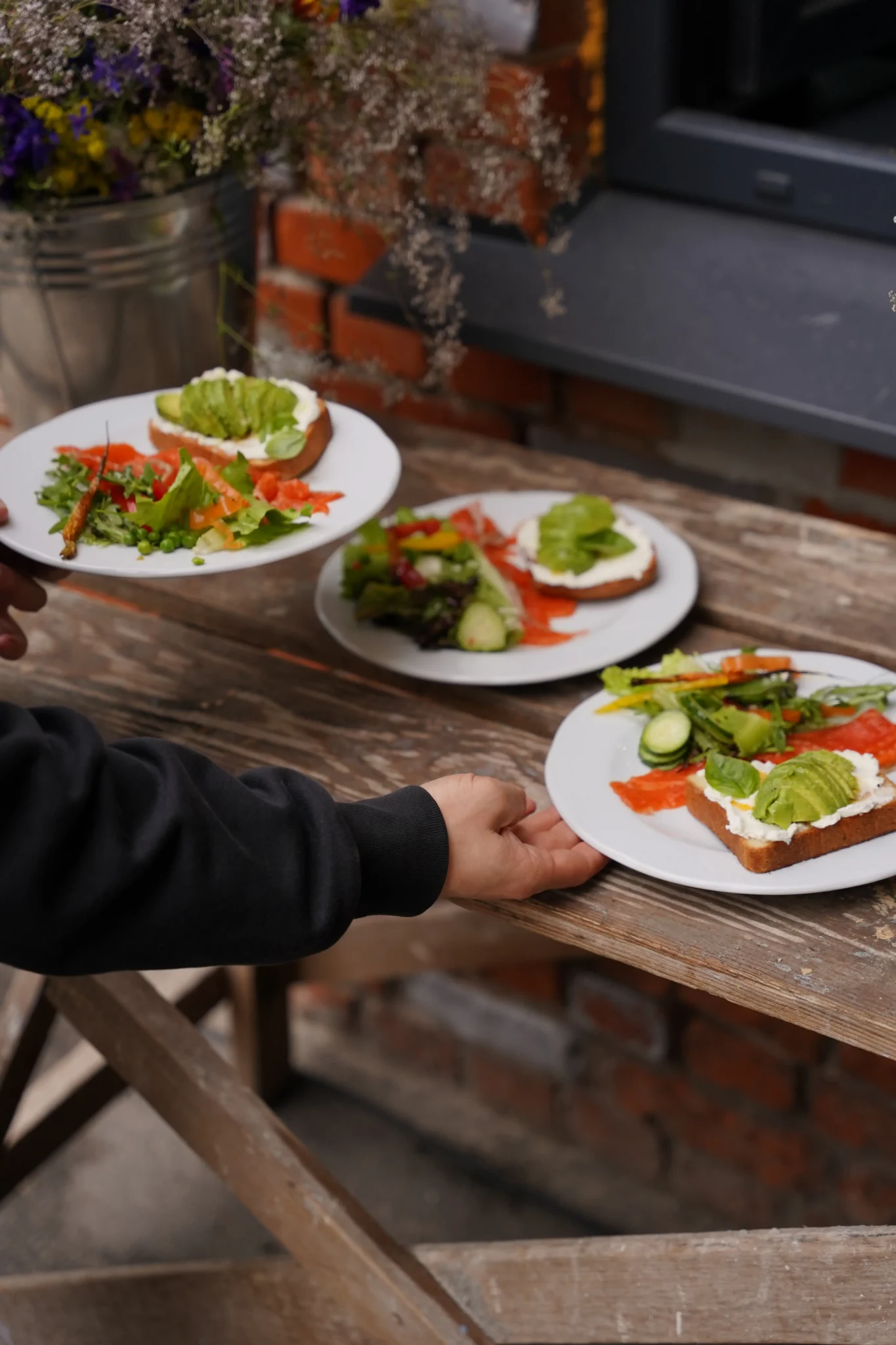 DSC05509 1 Авокадо-тости на сніданок у Дворику