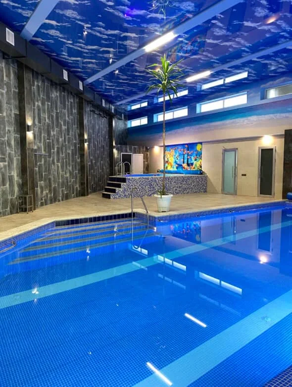 Басейн у приміщенні сумського акваклубу