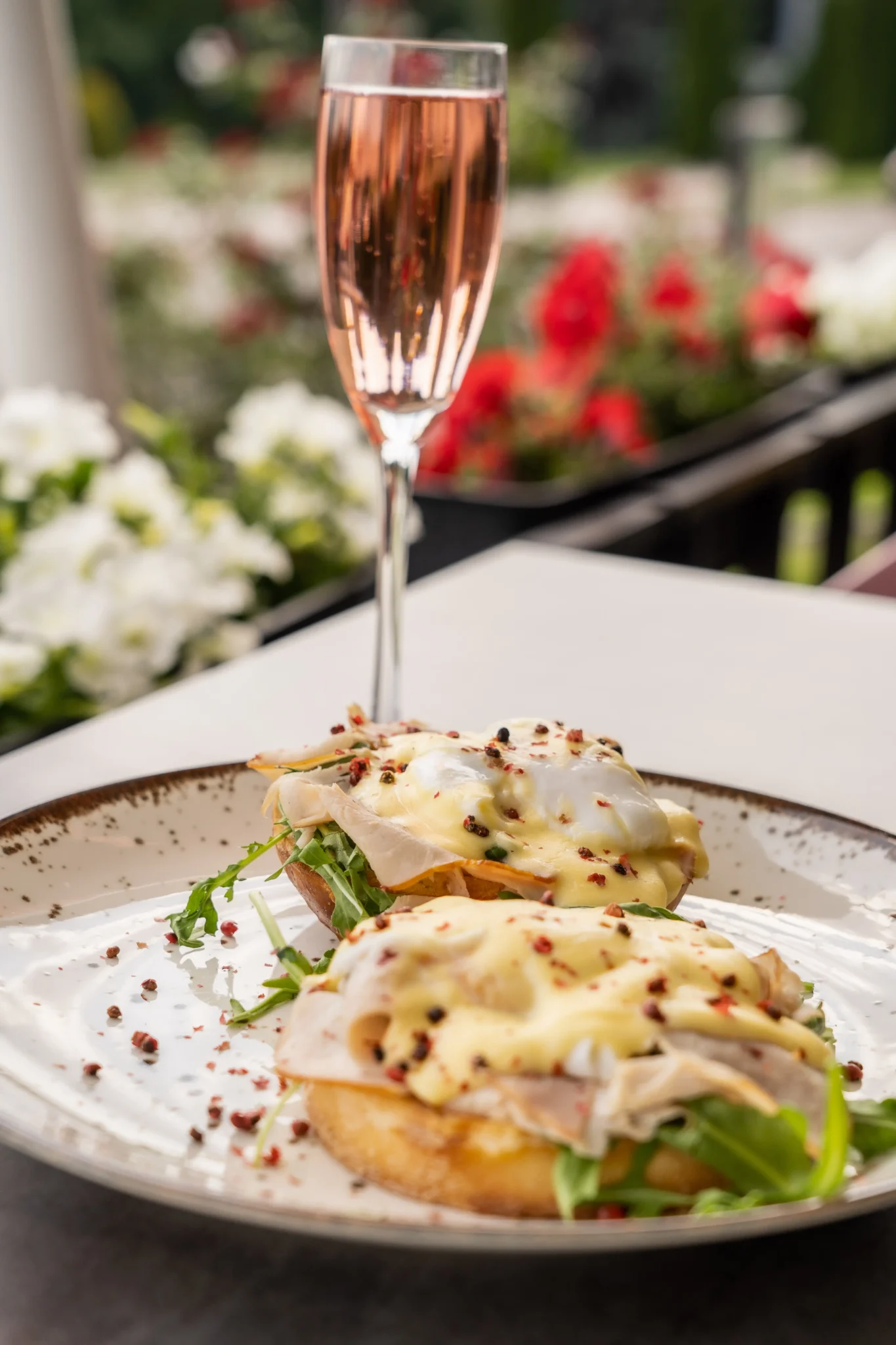 miks 1 Тости на сніданок на терасі, доповнені ігристим