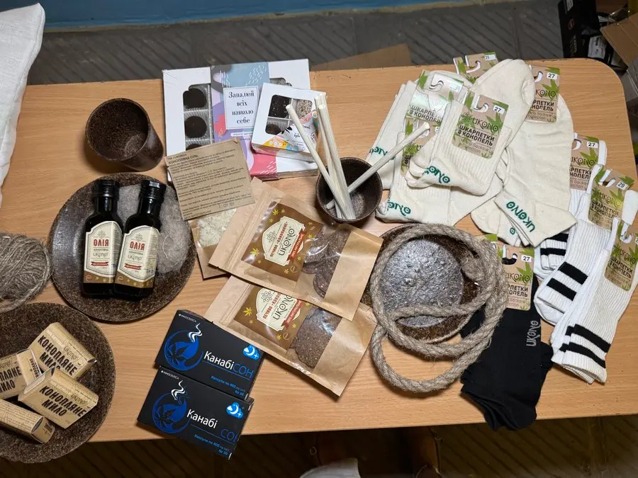 viroby z konoply вироби з конопель на фестивалі коноплярства на Сумщині