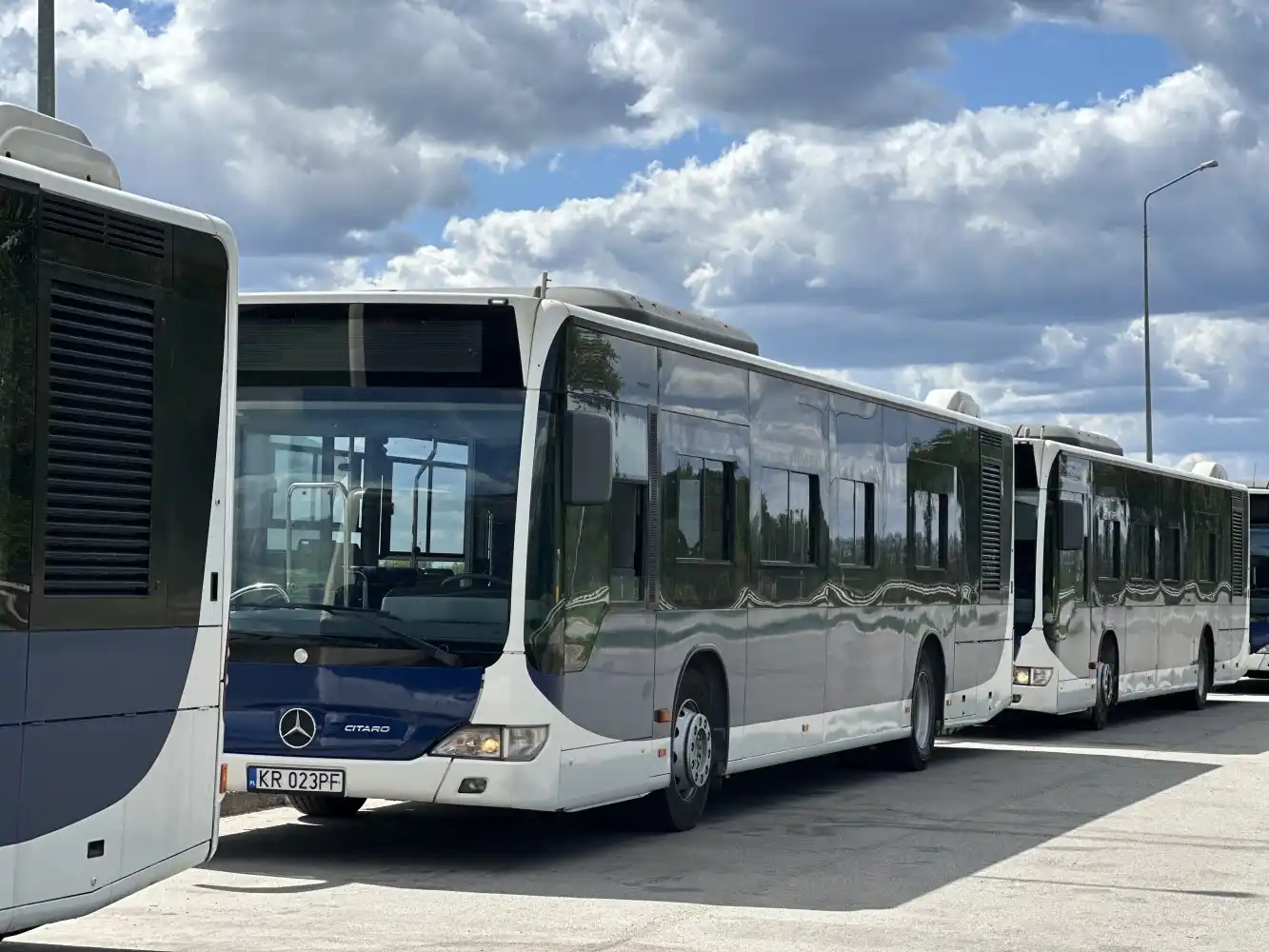 Автобуси Mercedes Citaro, які Краків передав Сумам