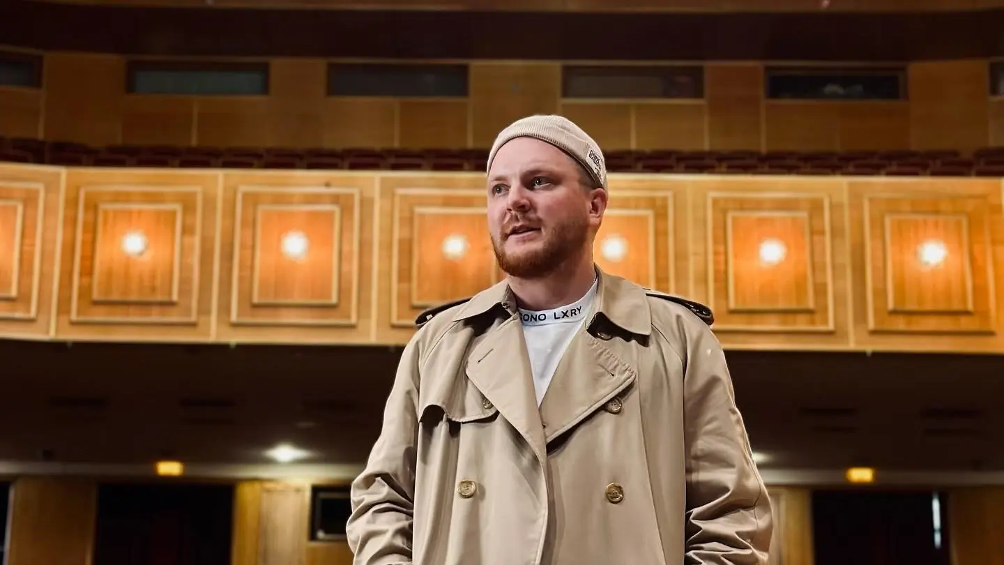 Дмитро Некрасов та курс акторської майстерності для дівчат