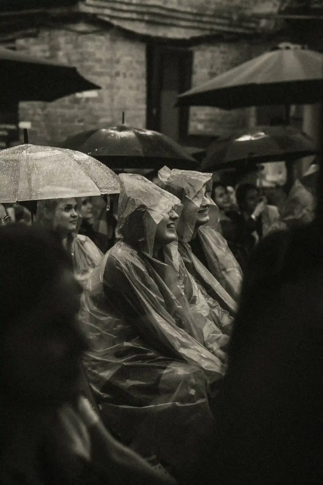 Люди на стендапі Фелікса Редьки в Сумах