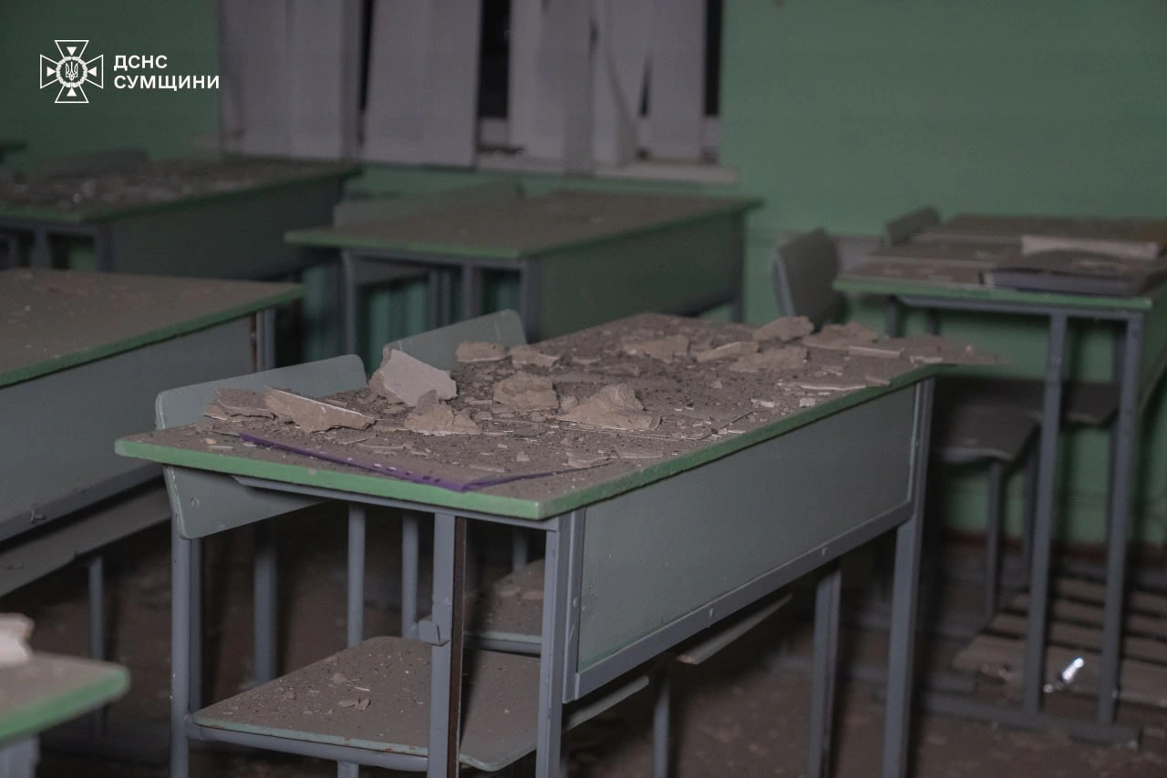 naslidky obstrilu uchylyshcha v sumakh Наслідки російського обстрілу училища