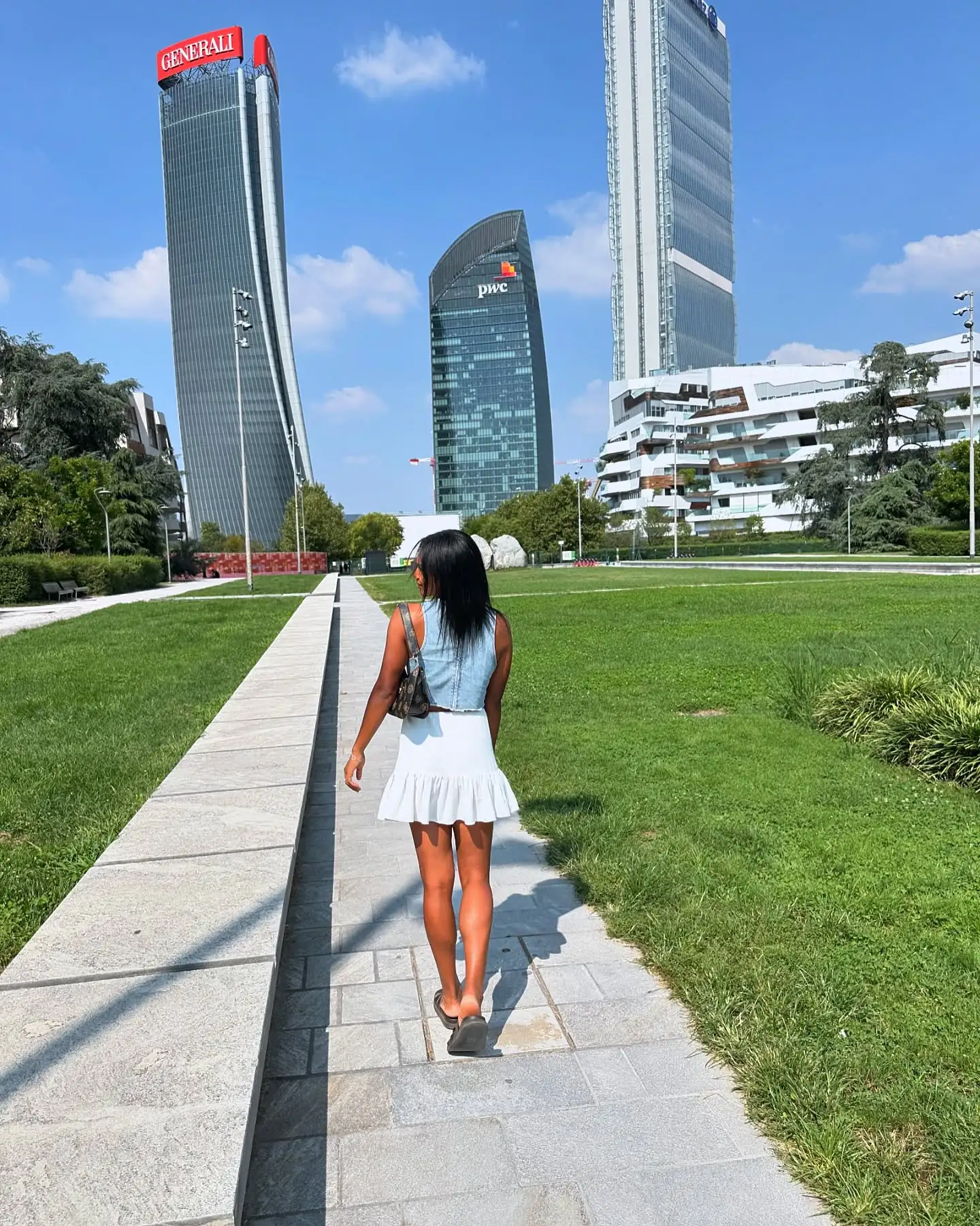 arina.leonovaa italy