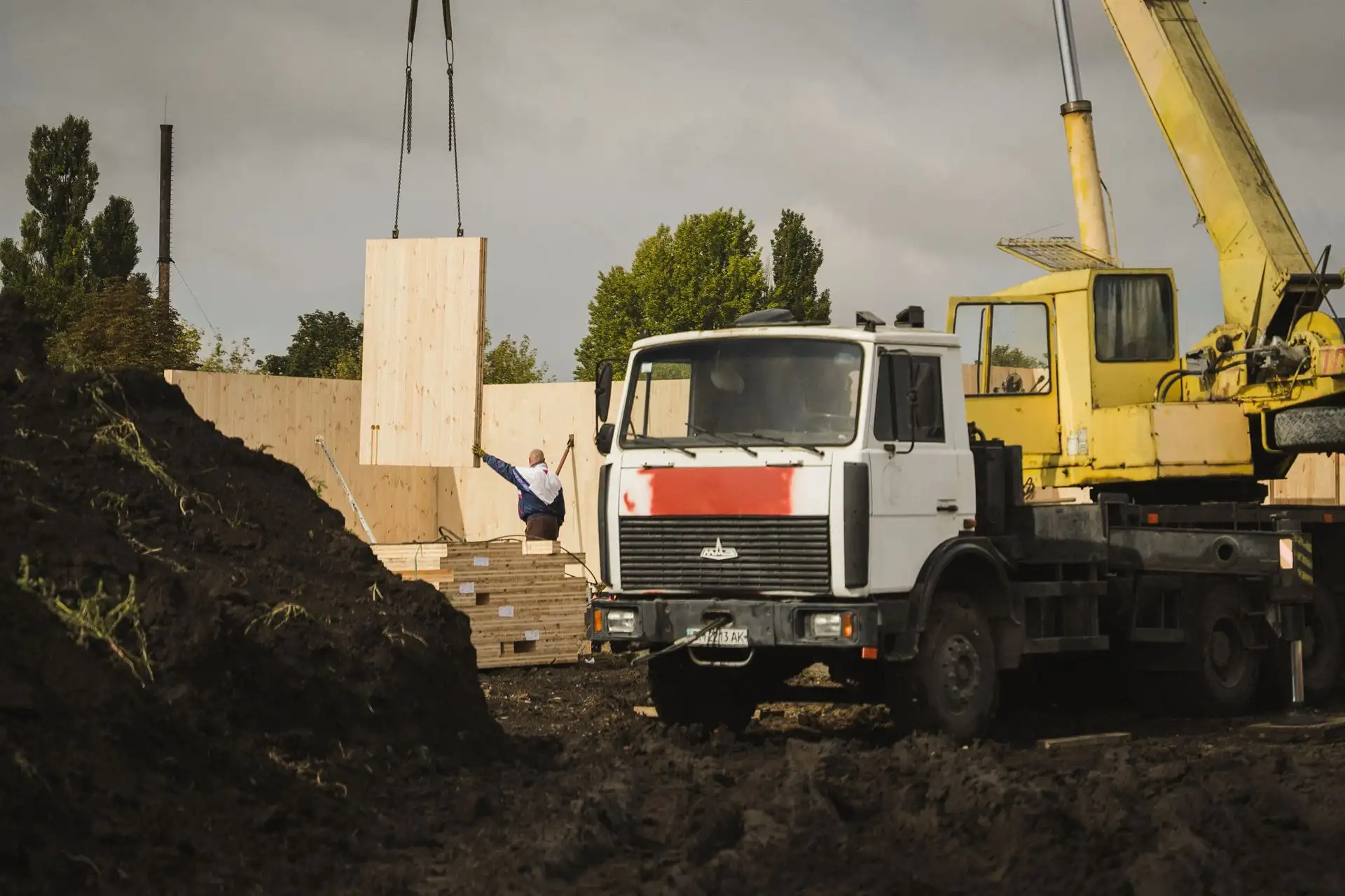 Хід будівництва модульного містечка в Сумах