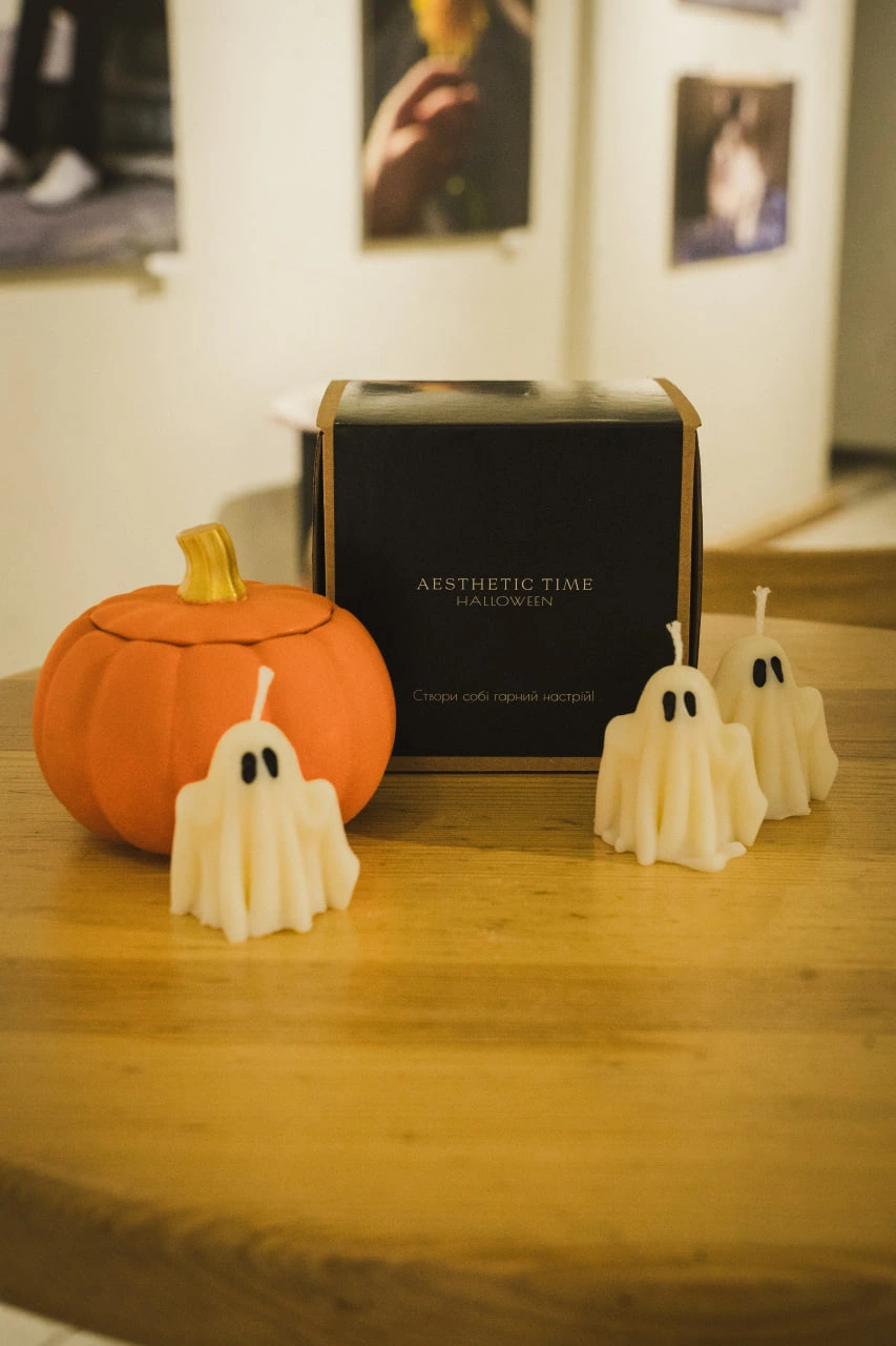 Свічки у формі привидів від сумської майстрині