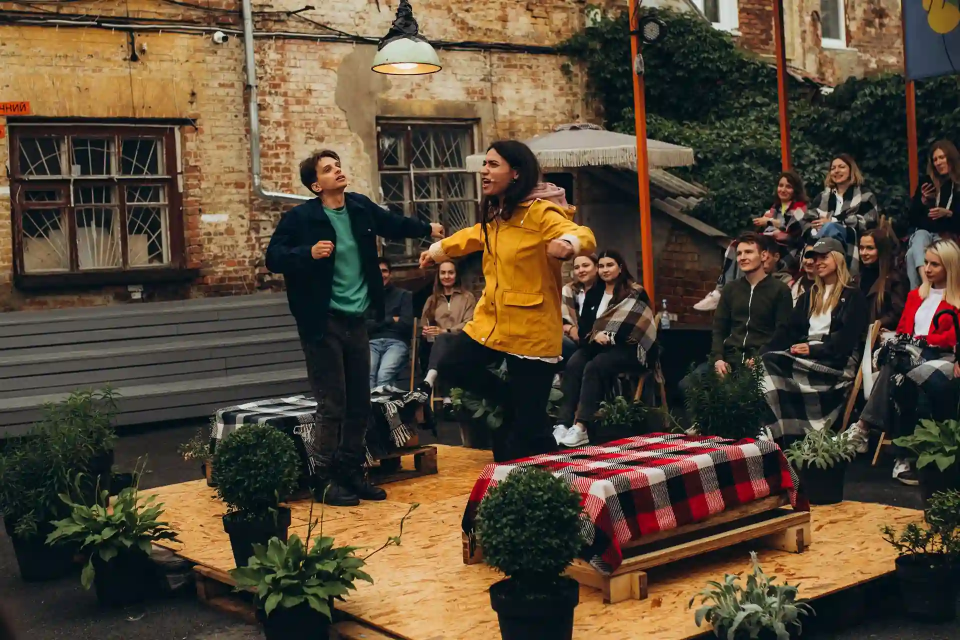 Вистава Легені у Дворику на Кузнечній