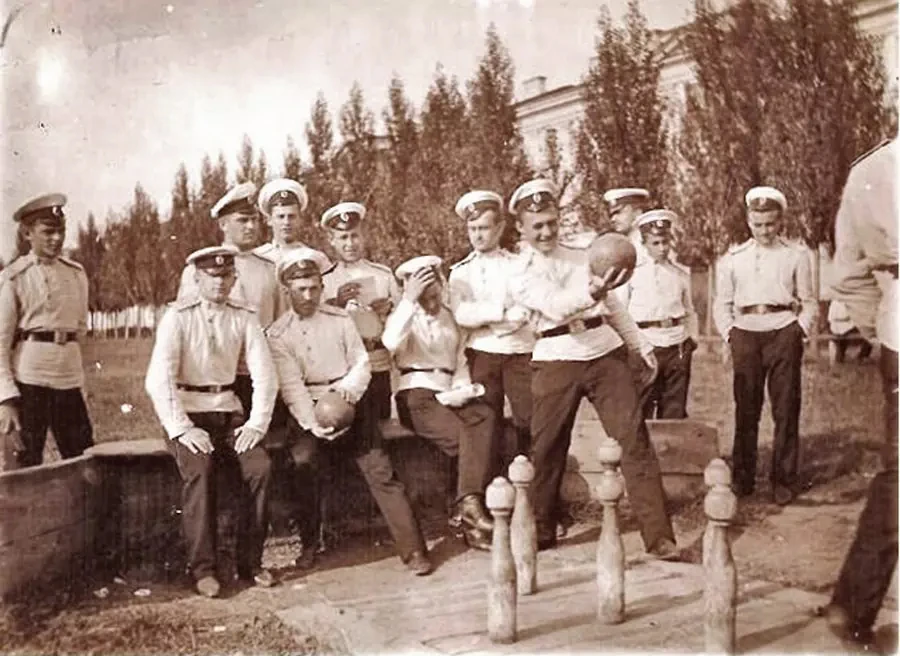 kedety sumy вихованці кадетського корпусу у Сумах на початку 20 століття